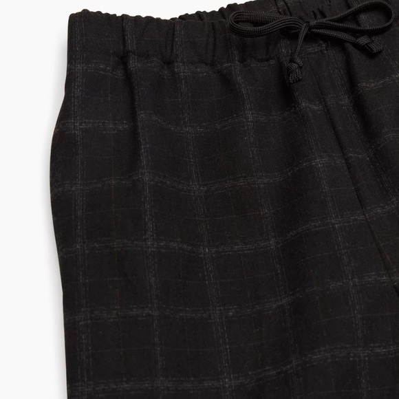 Aritzia babaton mid rise soft flannel twill plaid pants - Picture 2 of 4